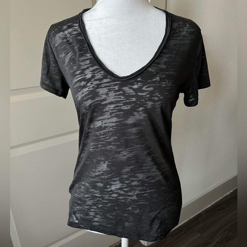 Stylish Black V-Neck Women's Top